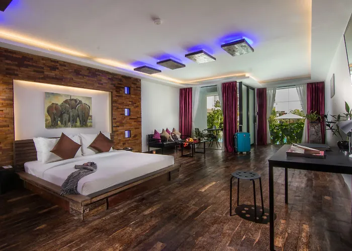 Elysium Hotel 4*